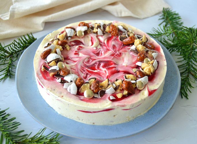 Opskrift juleis med snebolde og brændte mandler
